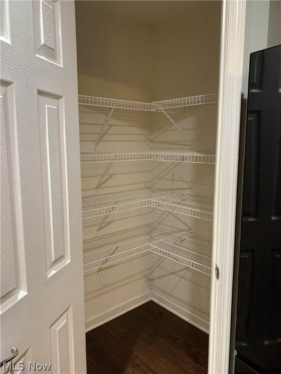 Hidden Lakes PUD Ph 01 - Residential Lease