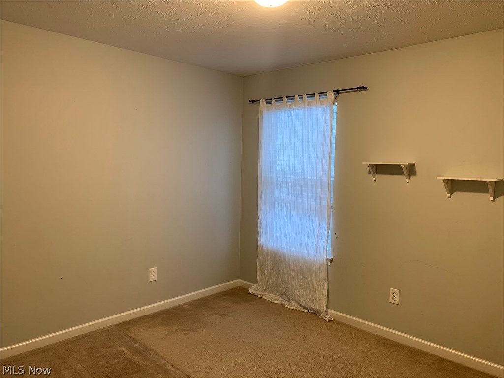 Hidden Lakes PUD Ph 01 - Residential Lease