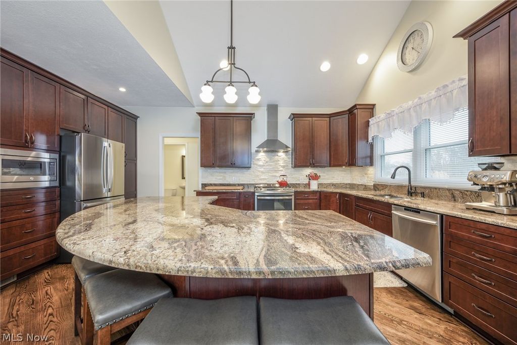 Photo of 3209 Pimlico Boulevard, Stow, OH 44224 (MLS # 5195871)