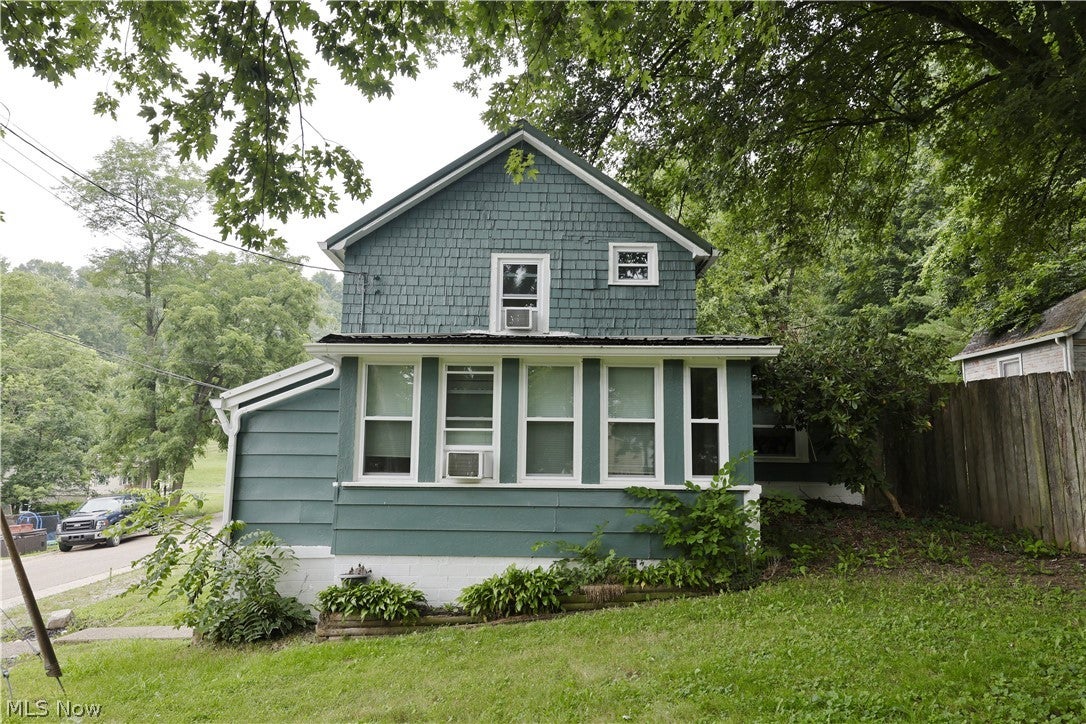 733 Critchfield Street