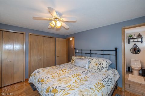 Tiny photo for 423 E Decker Drive, Seven Hills, OH 44131 (MLS # 5189218)