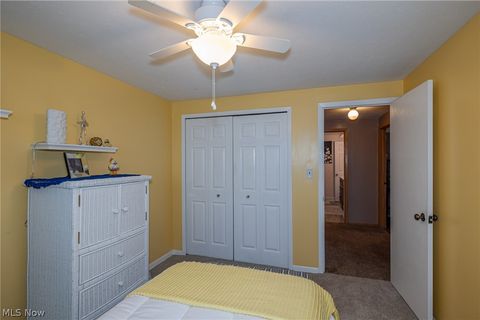 Tiny photo for 423 E Decker Drive, Seven Hills, OH 44131 (MLS # 5189218)