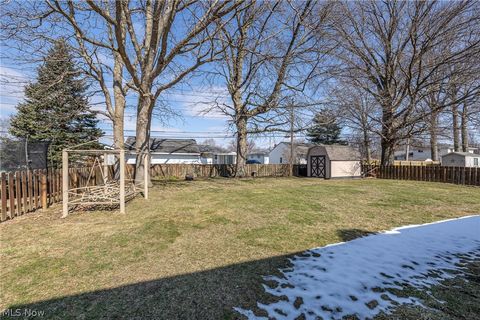 Tiny photo for 423 E Decker Drive, Seven Hills, OH 44131 (MLS # 5189218)