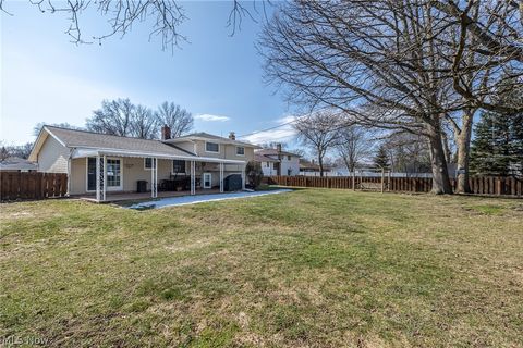 Tiny photo for 423 E Decker Drive, Seven Hills, OH 44131 (MLS # 5189218)