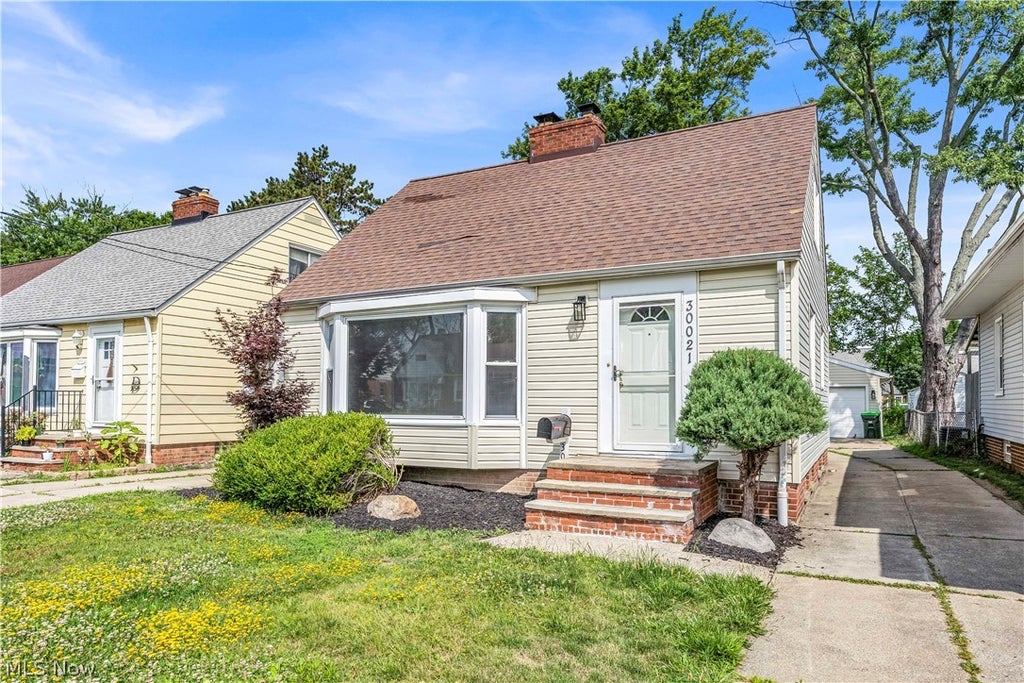 Photo of 30021 Robert Street, Wickliffe, OH 44092 (MLS # 5223761)