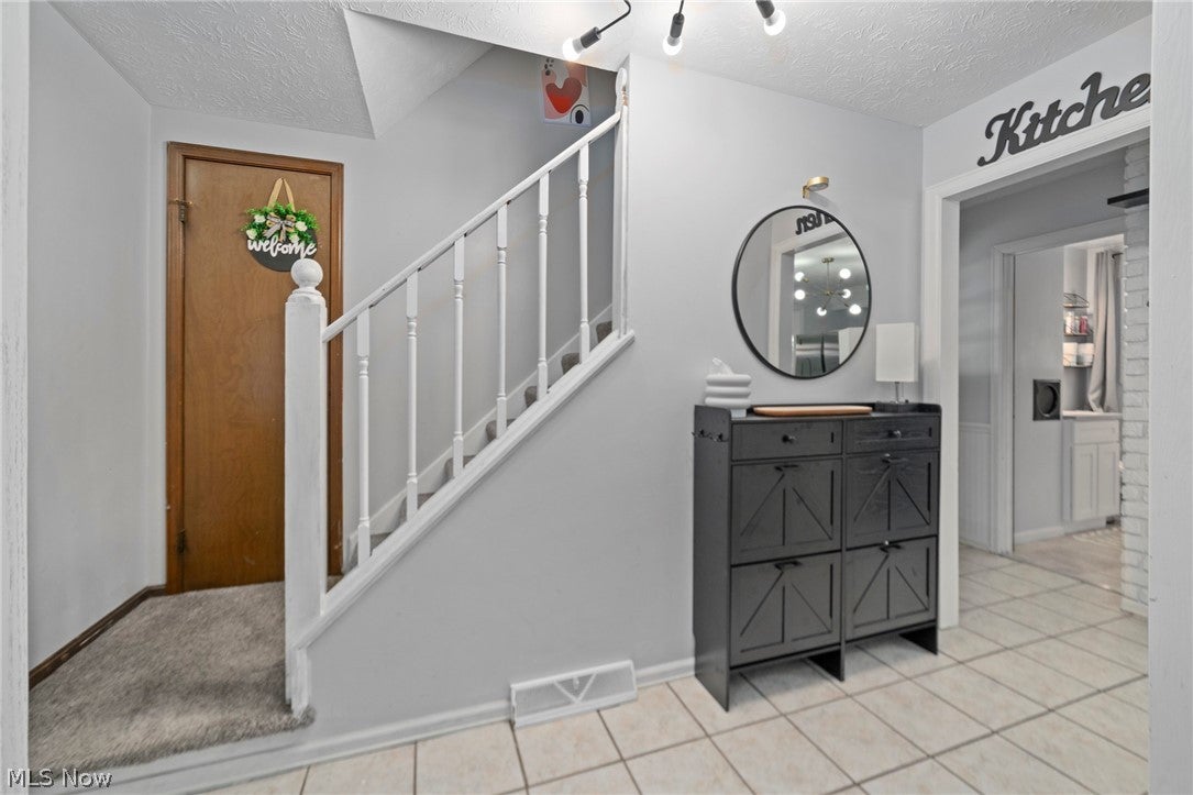 2382 Penny Lane