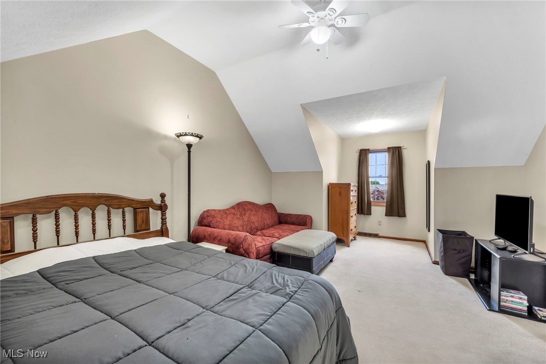 5166 Sassafras Drive, Medina, Ohio image 24