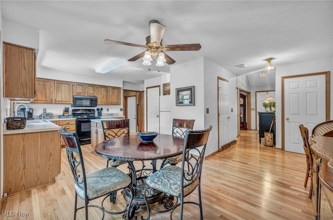 5166 Sassafras Drive, Medina, Ohio image 10