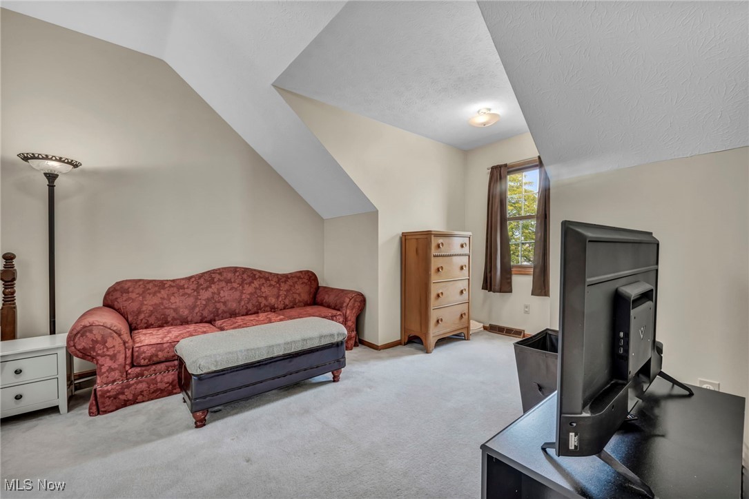 5166 Sassafras Drive, Medina, Ohio image 22