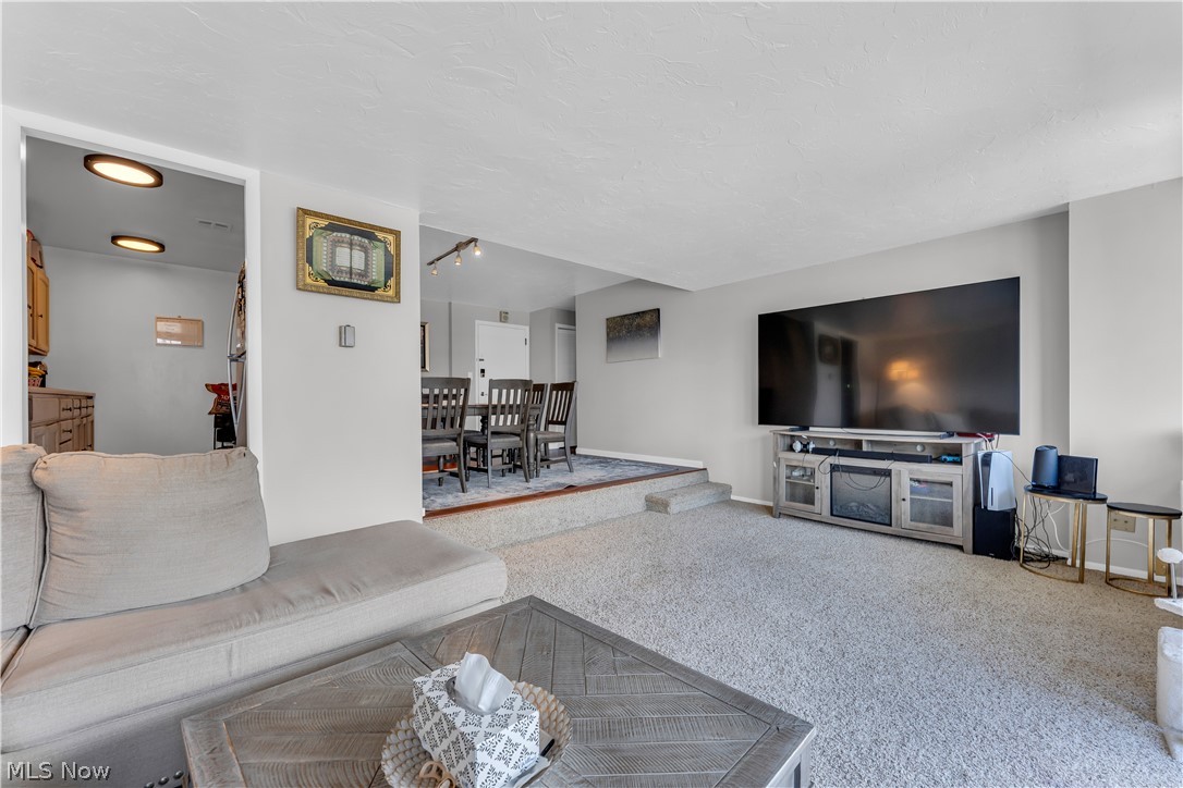 Carlyle Condo - Residential