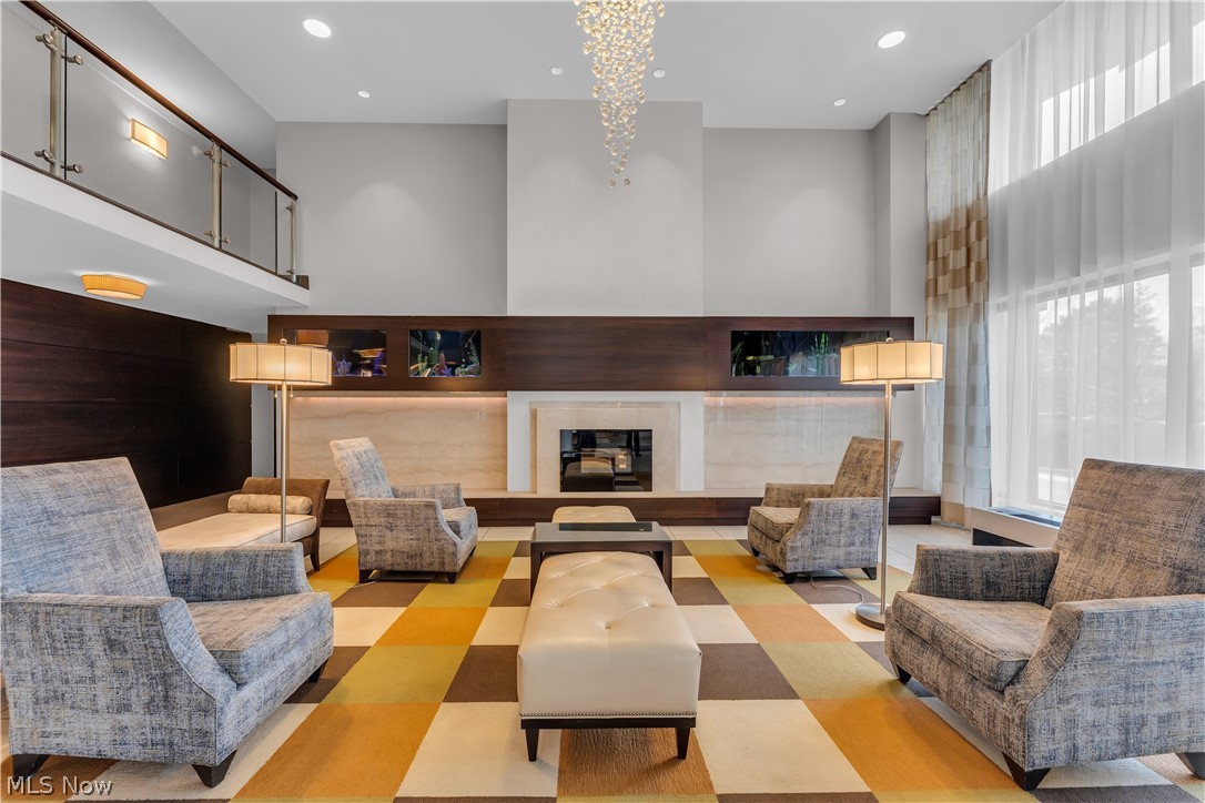 Carlyle Condo - Residential