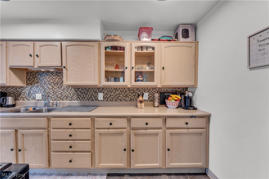 Carlyle Condo - Residential