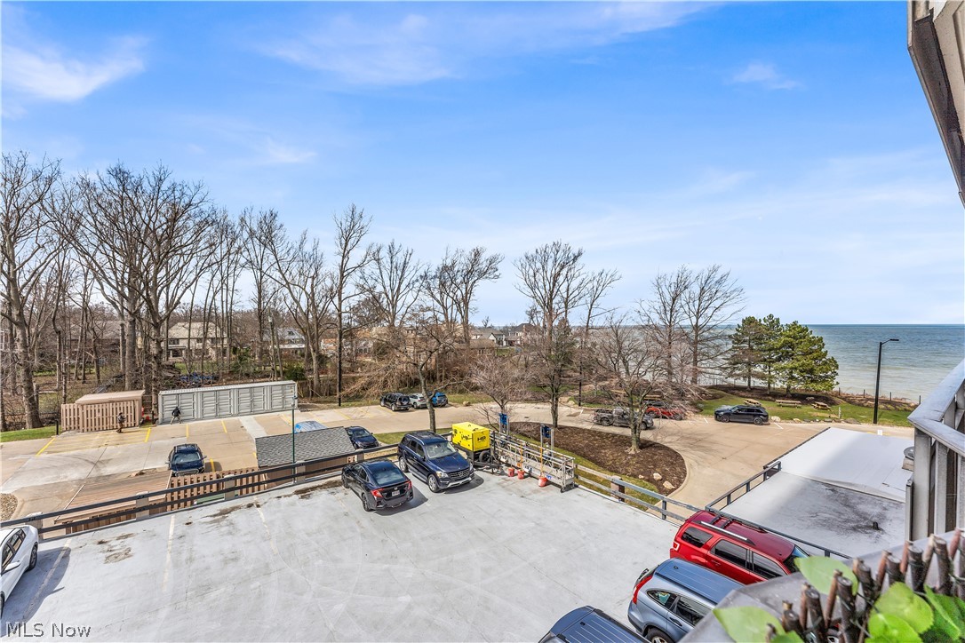 Carlyle Condo - Residential