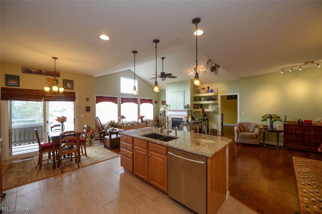 Lakes/Franklin Mills - Residential