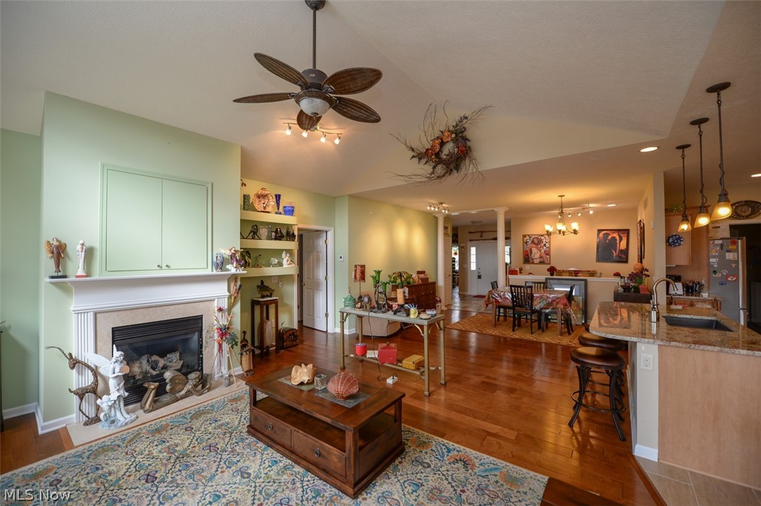 Lakes/Franklin Mills - Residential
