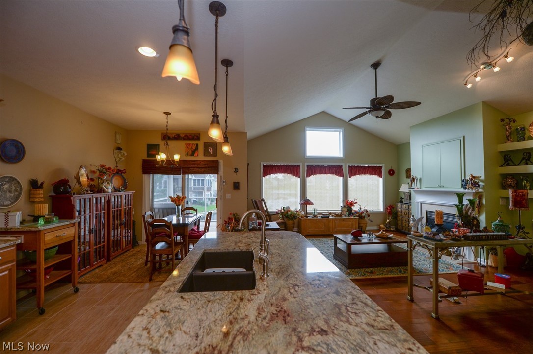 Lakes/Franklin Mills - Residential