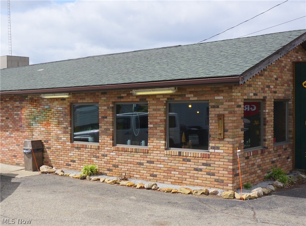 Wilmot - Commercial Sale