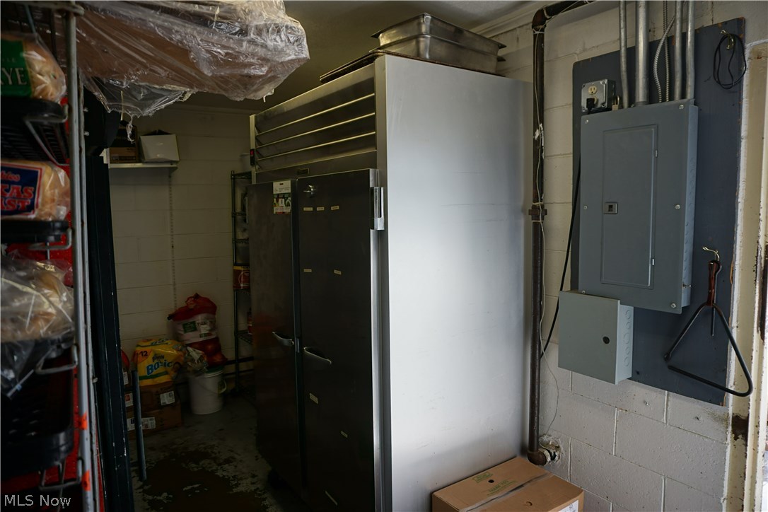 Wilmot - Commercial Sale