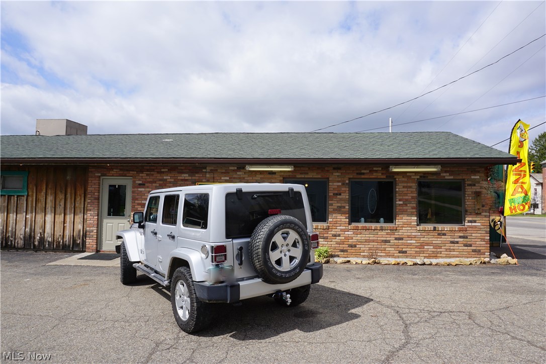 Wilmot - Commercial Sale