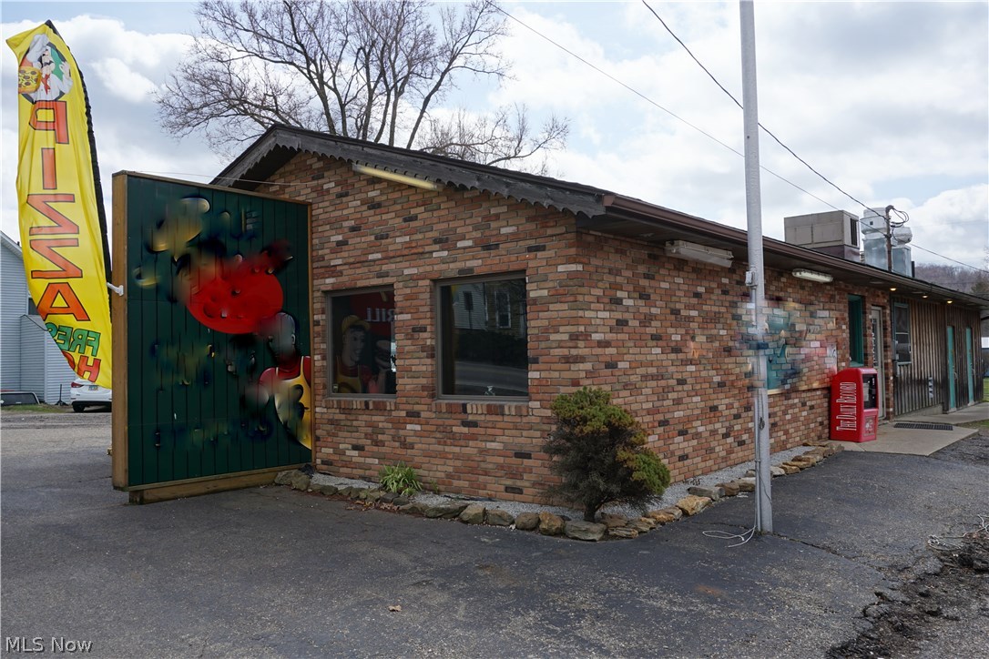 Wilmot - Commercial Sale