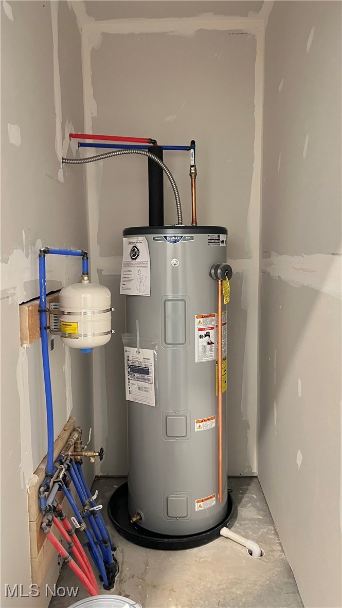 Four Seasons at Sandstone - Residential