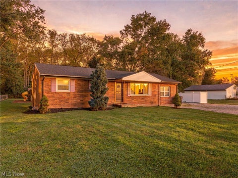 Homes For Sale - 4125 Ashway Avenue<br/> Canton, OH 44707