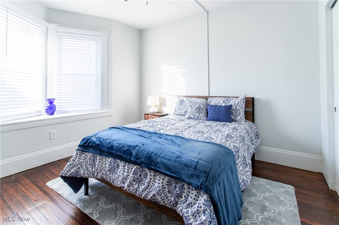 Ford & Holdens - Residential Lease