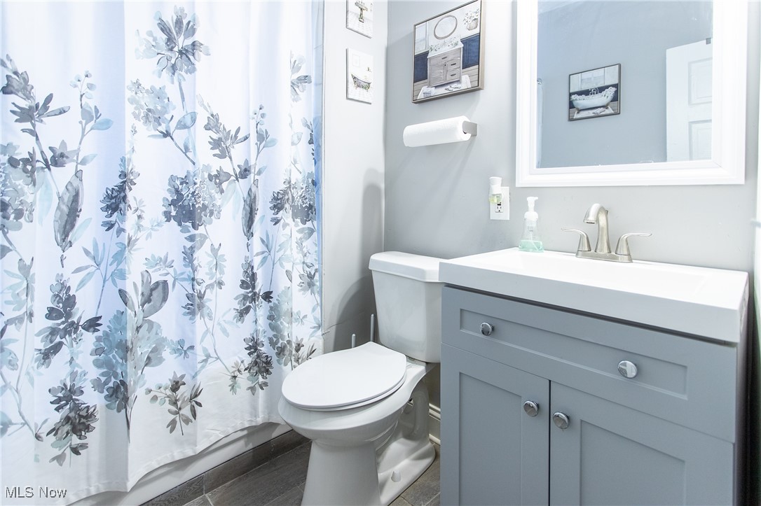 Ford & Holdens - Residential Lease