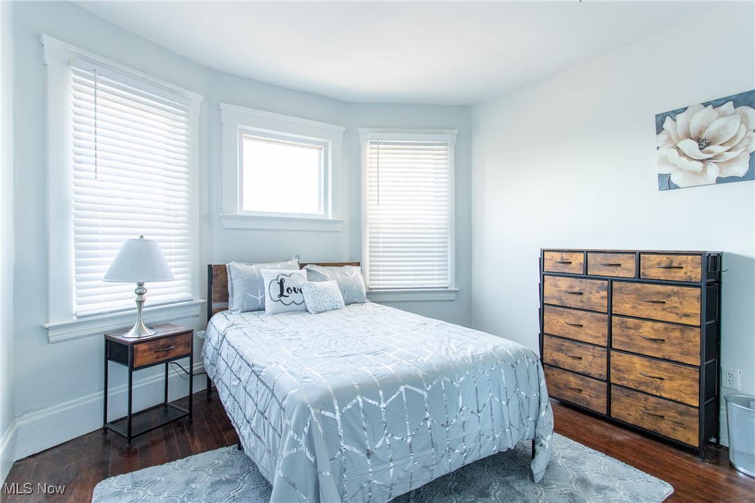 Ford & Holdens - Residential Lease