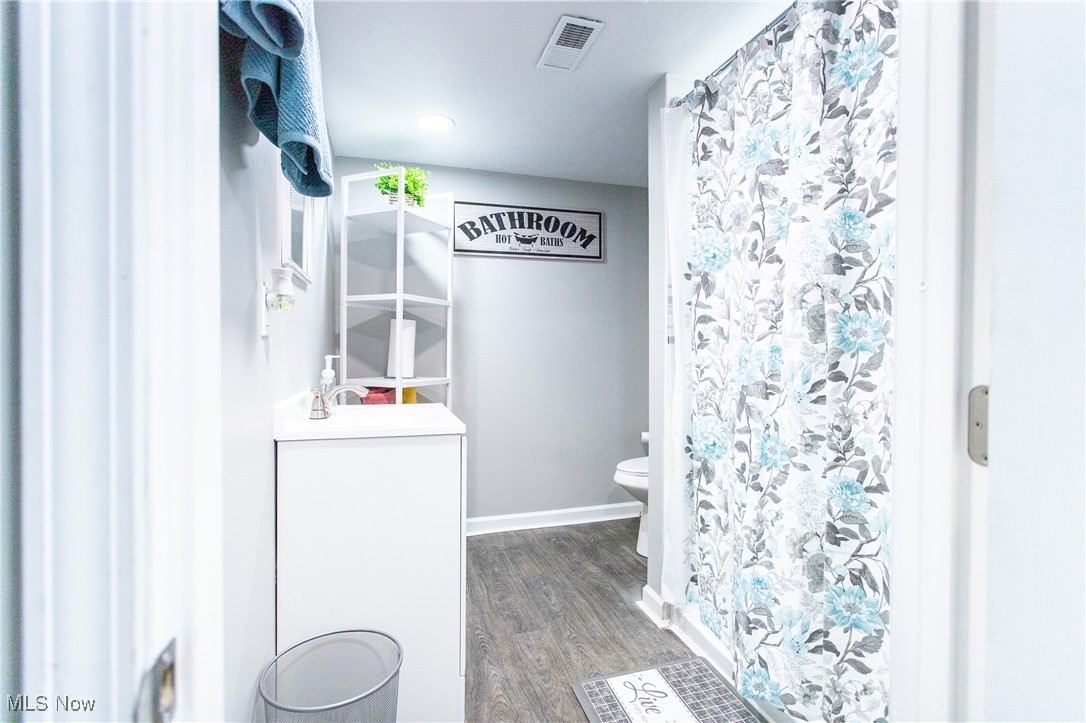 Ford & Holdens - Residential Lease