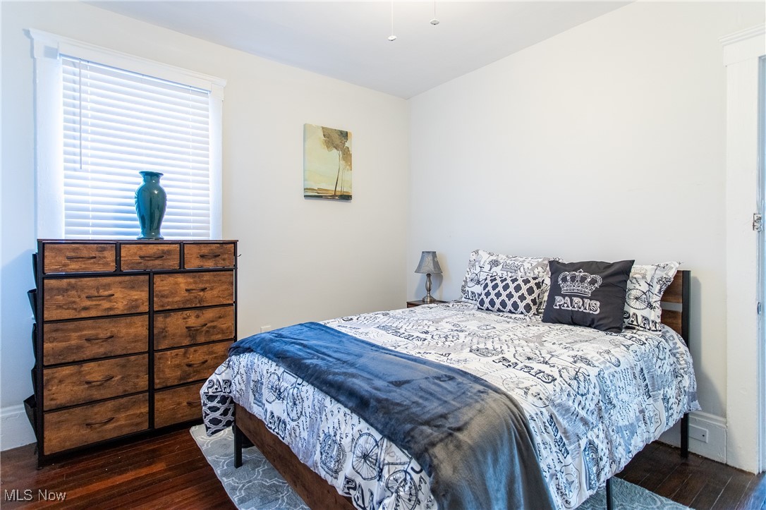 Ford & Holdens - Residential Lease