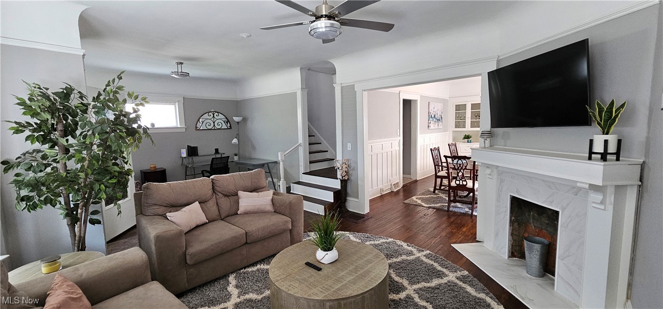 Ford & Holdens - Residential Lease