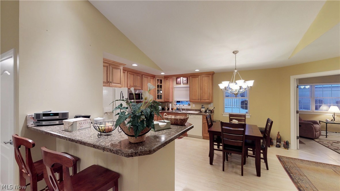 Nora Glen Condo - Residential