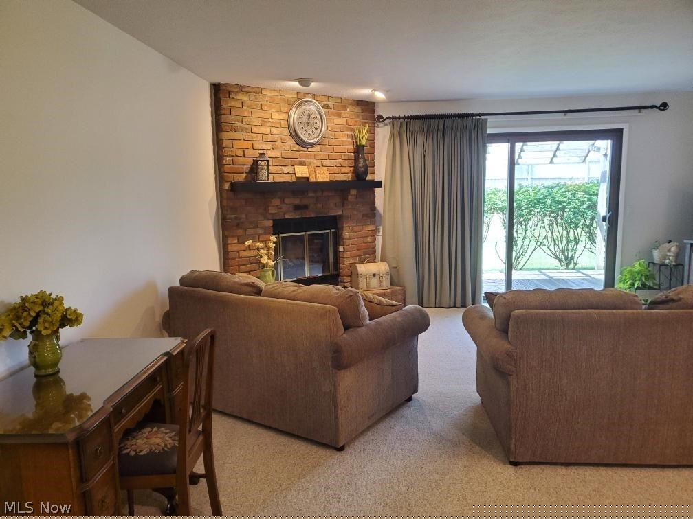 Pinewood Court Condos - Residential