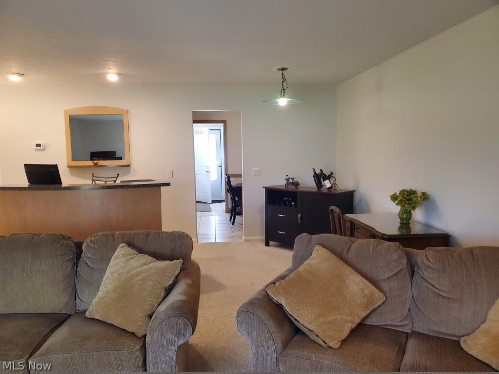 Pinewood Court Condos - Residential