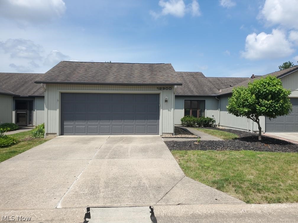 Pinewood Court Condos - Residential