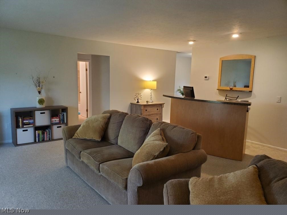 Pinewood Court Condos - Residential