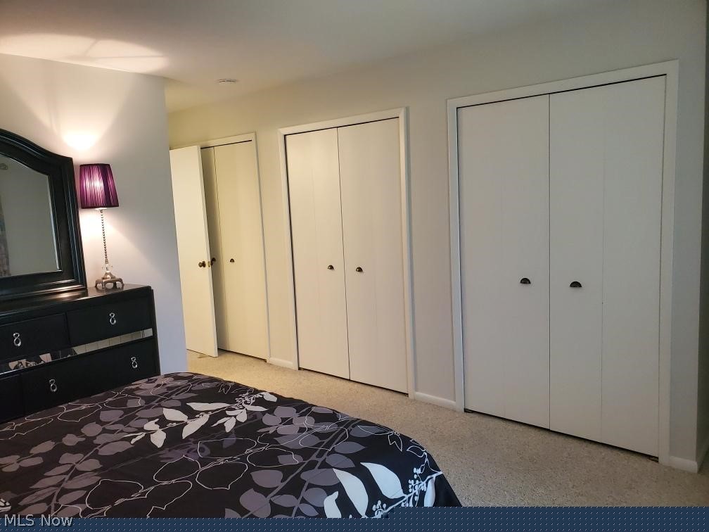 Pinewood Court Condos - Residential