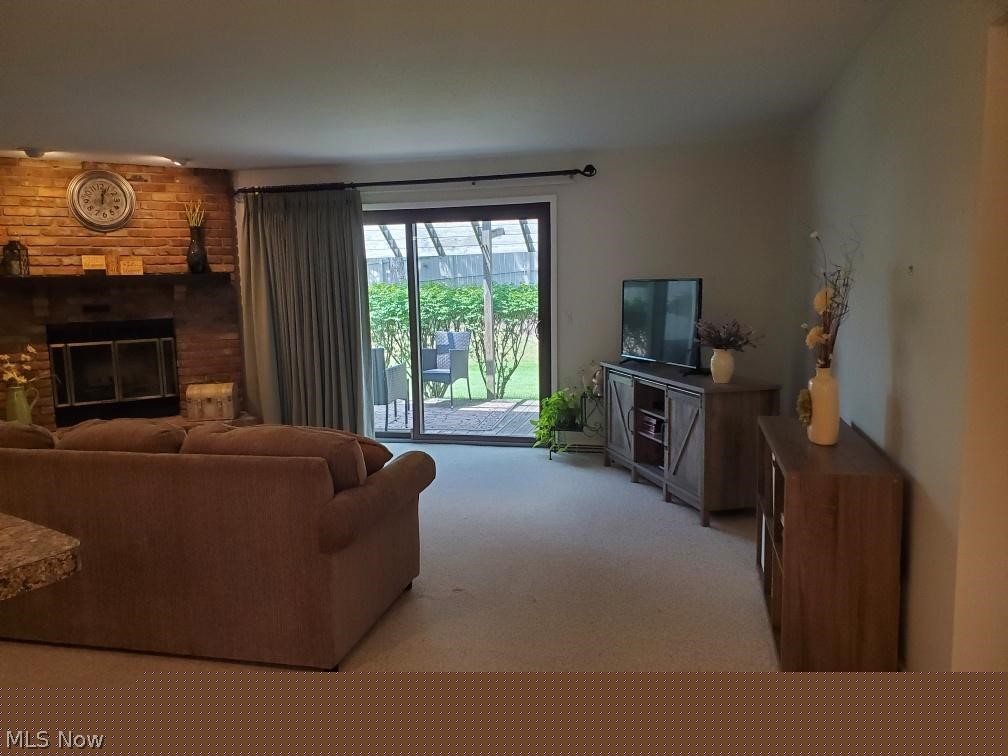 Pinewood Court Condos - Residential