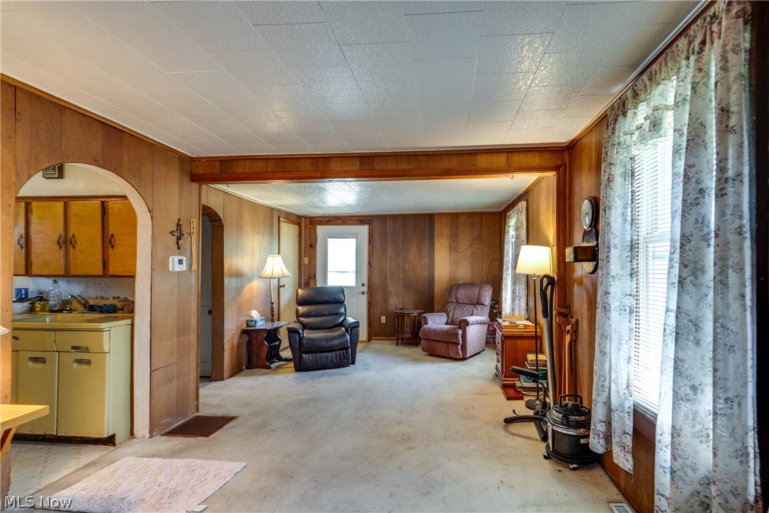 Barberton Homestead - Residential