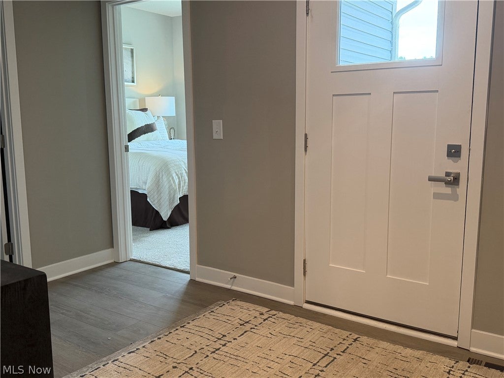 1164 Fox Run