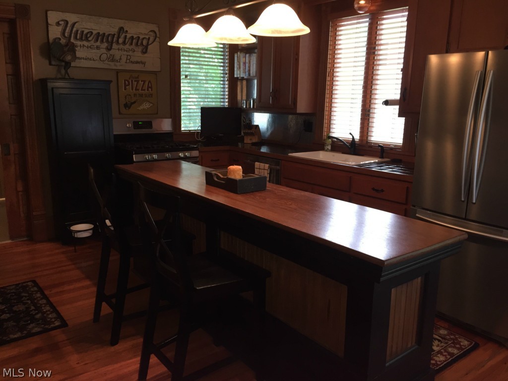 City/Canfield - Residential