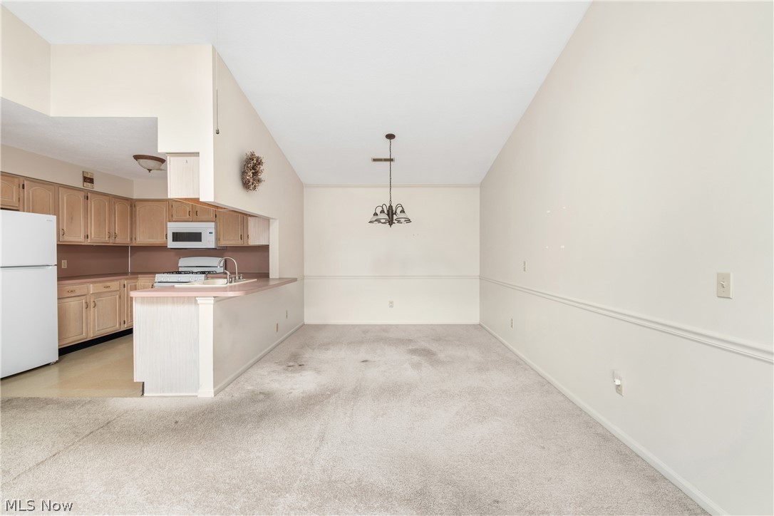 Sherbrook Condo Ph II - Residential