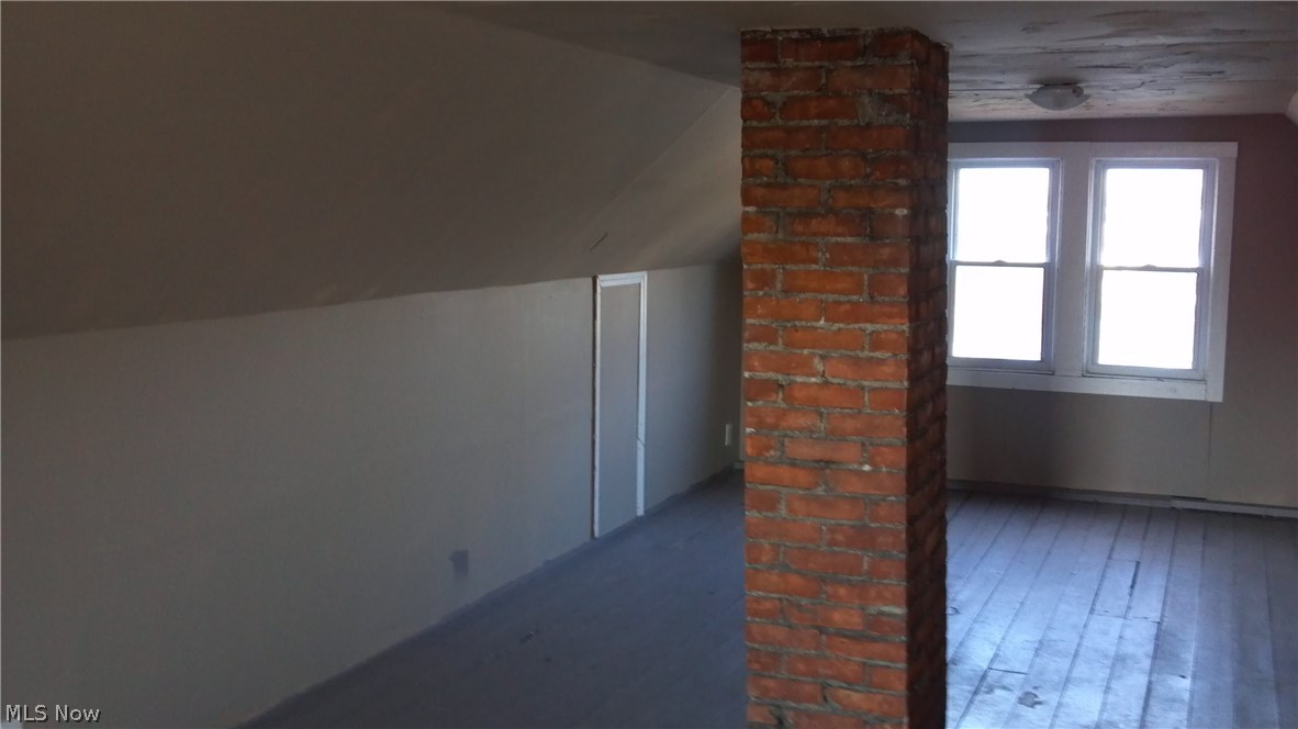 Walworth - Residential Income