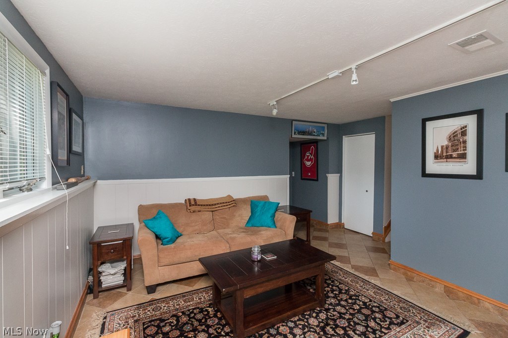 Westview 03 - Residential