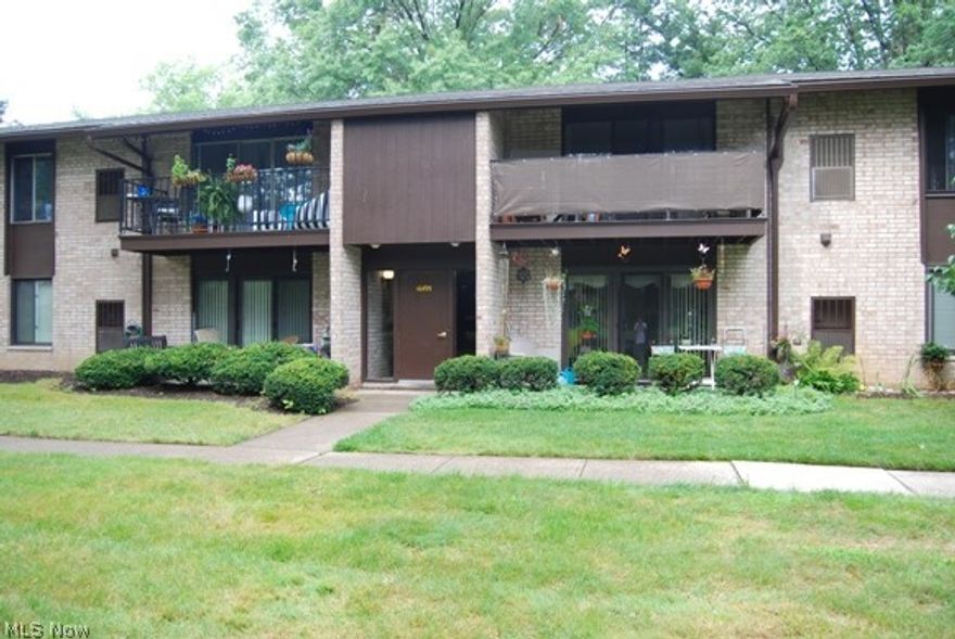 This is a great opportunity to buy this nice size 2 bedroom, 1 full bathroom condo for a great price. Perfect for any buyer. Needs your tlc to make it yours. Located in the prime area of Middleburg Heights close to everything. Enjoy your front porch with the view that looks out to Fry Road. Comes with all appliances and all the furniture. Seller will remove any furniture buyers don't want.