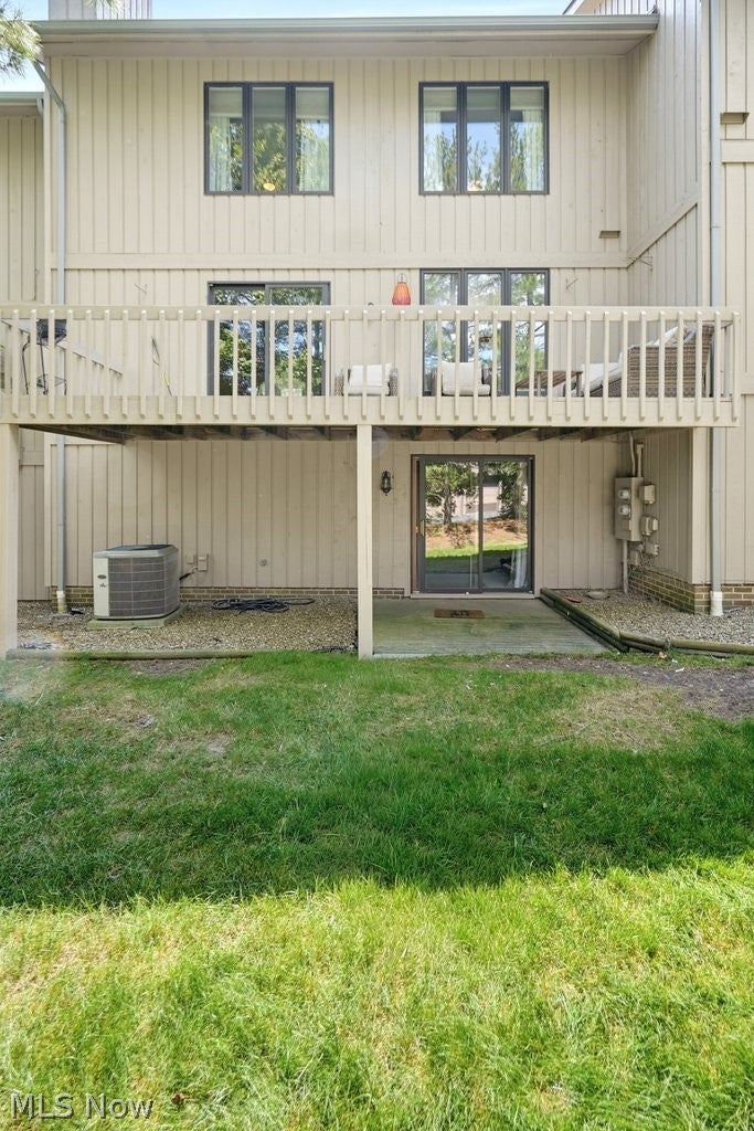 5755 Som Center Road 8