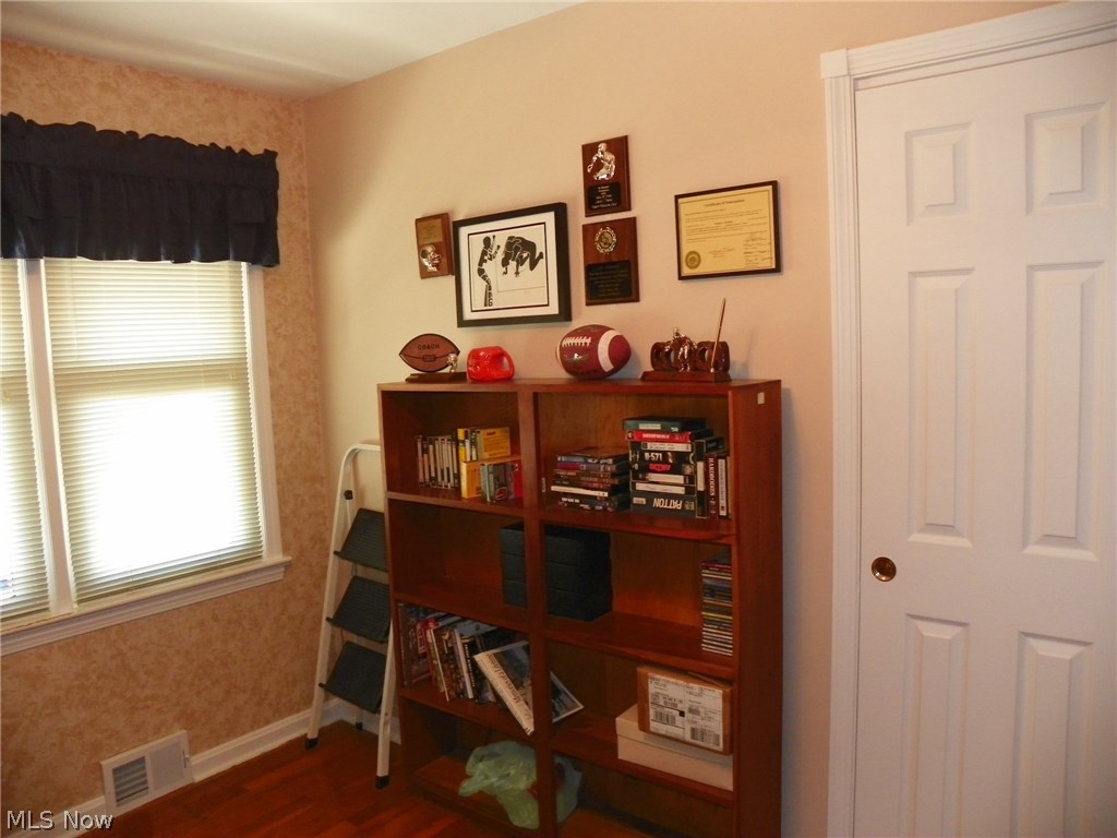 S H Kleinman Realty Cos Forest - Residential