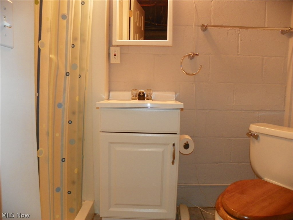 S H Kleinman Realty Cos Forest - Residential