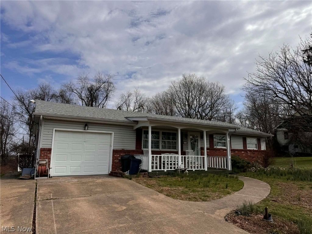 Photo of 188 Williams Boulevard, Wintersville, OH 43953 (MLS # 5197425)